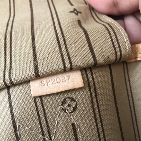 ❌SOLD❌❤️LOUIS VUITTON NEVERFULL - MM in MONOGRAM❤️ - Picture 2 of 8